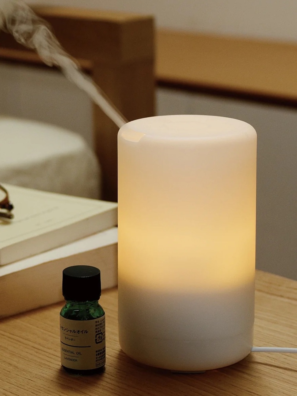 Muji White Ceramic Aromatherapy Diffuser with Soft Warm Light